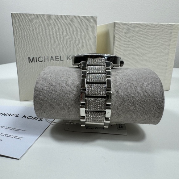 Michael Kors Watch Rhinestone Silver MK7085 - Picture 6 of 13